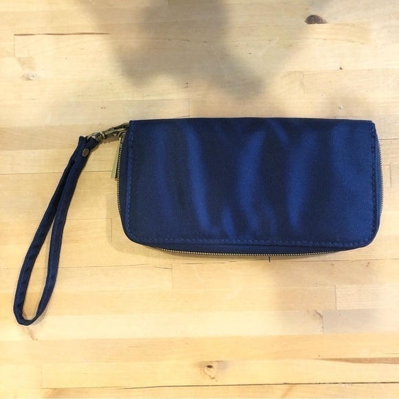 Travelon Anti-Theft Wallet, ROYAL/NAVY BLUE, Size 8” X 4” - Picture 9 of 10